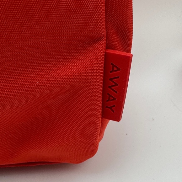 NWT Away Large Toiletry Bag in Cherry Red - Picture 2 of 7